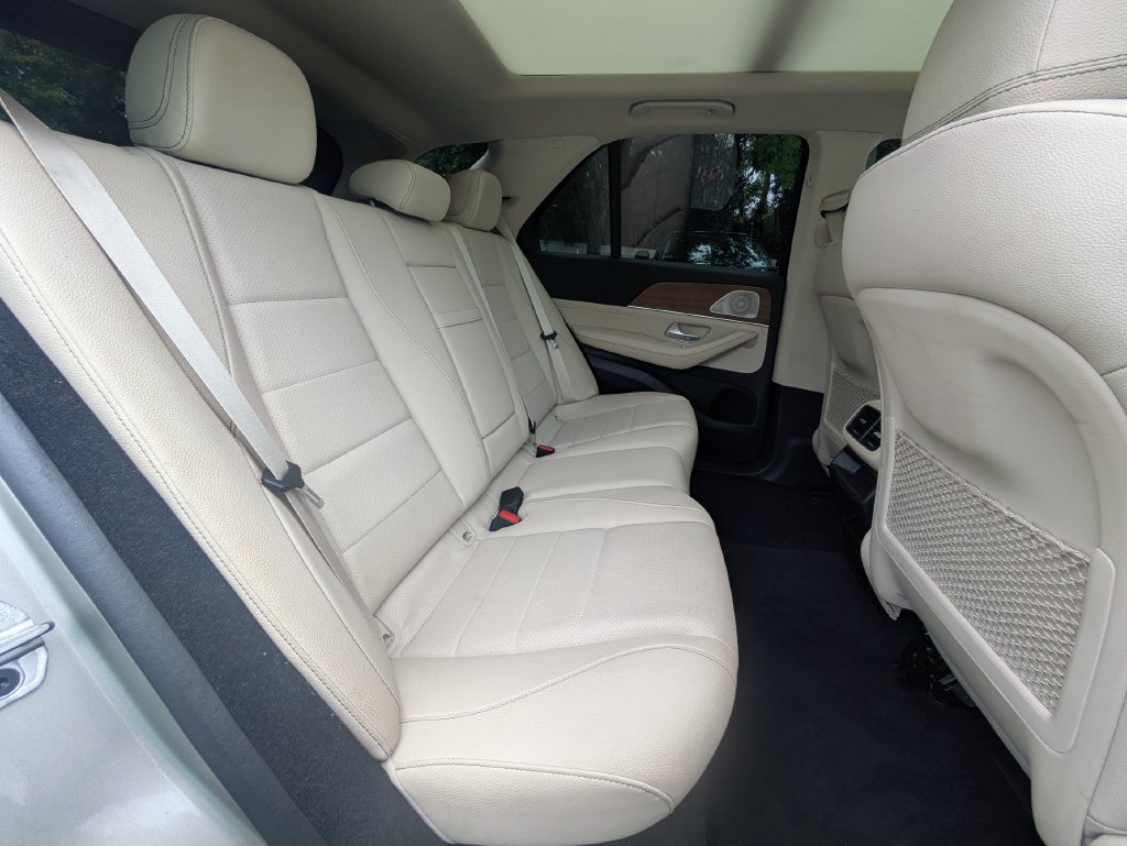 Used 2022 Mercedes-Benz GLE 350 w/ Premium Package image 14