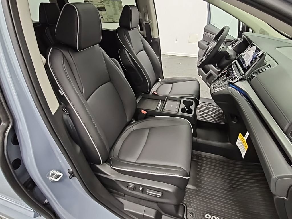 New 2026 Honda Odyssey Touring image 40