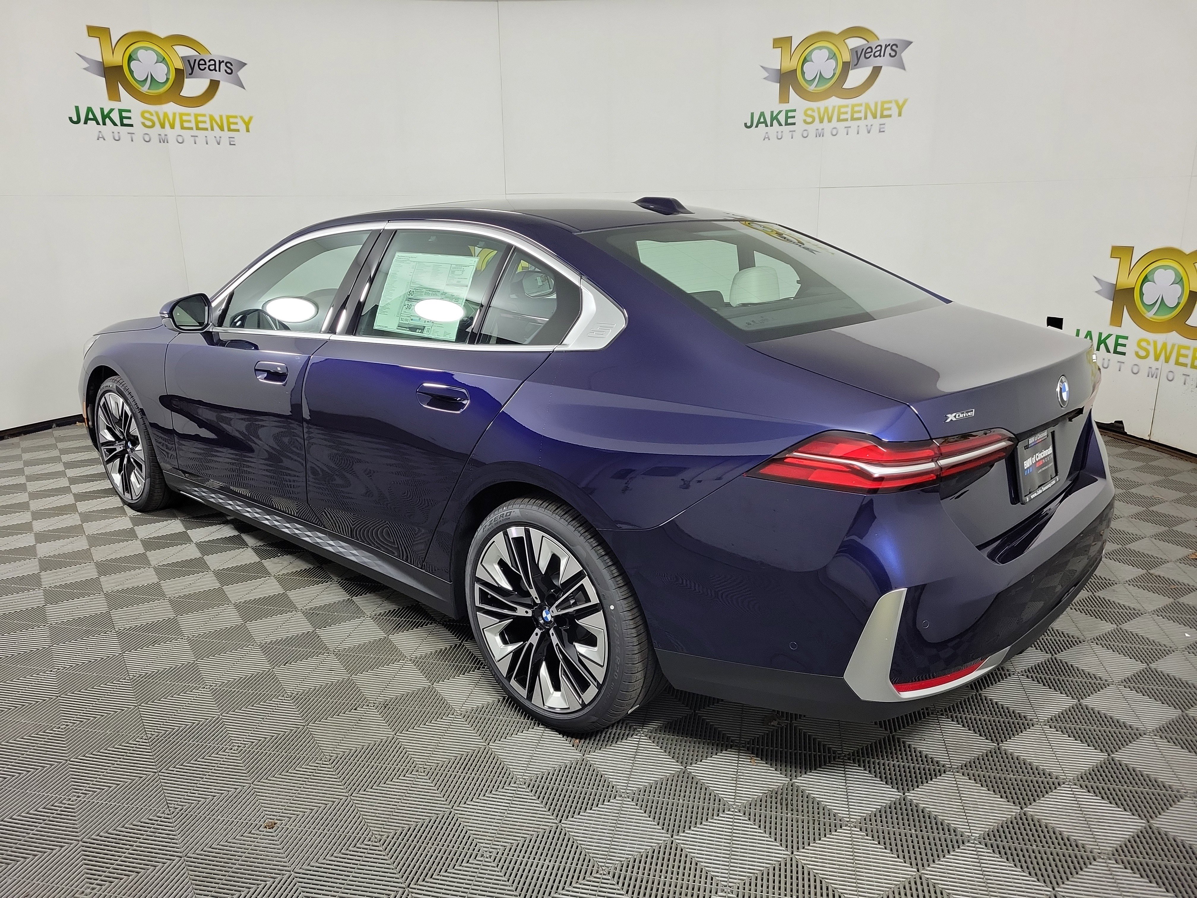 New 2026 BMW 530i xDrive AWD/4WD image 5