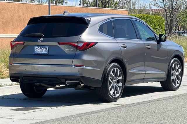 Used 2023 Acura MDX FWD w/ Technology Package image 4