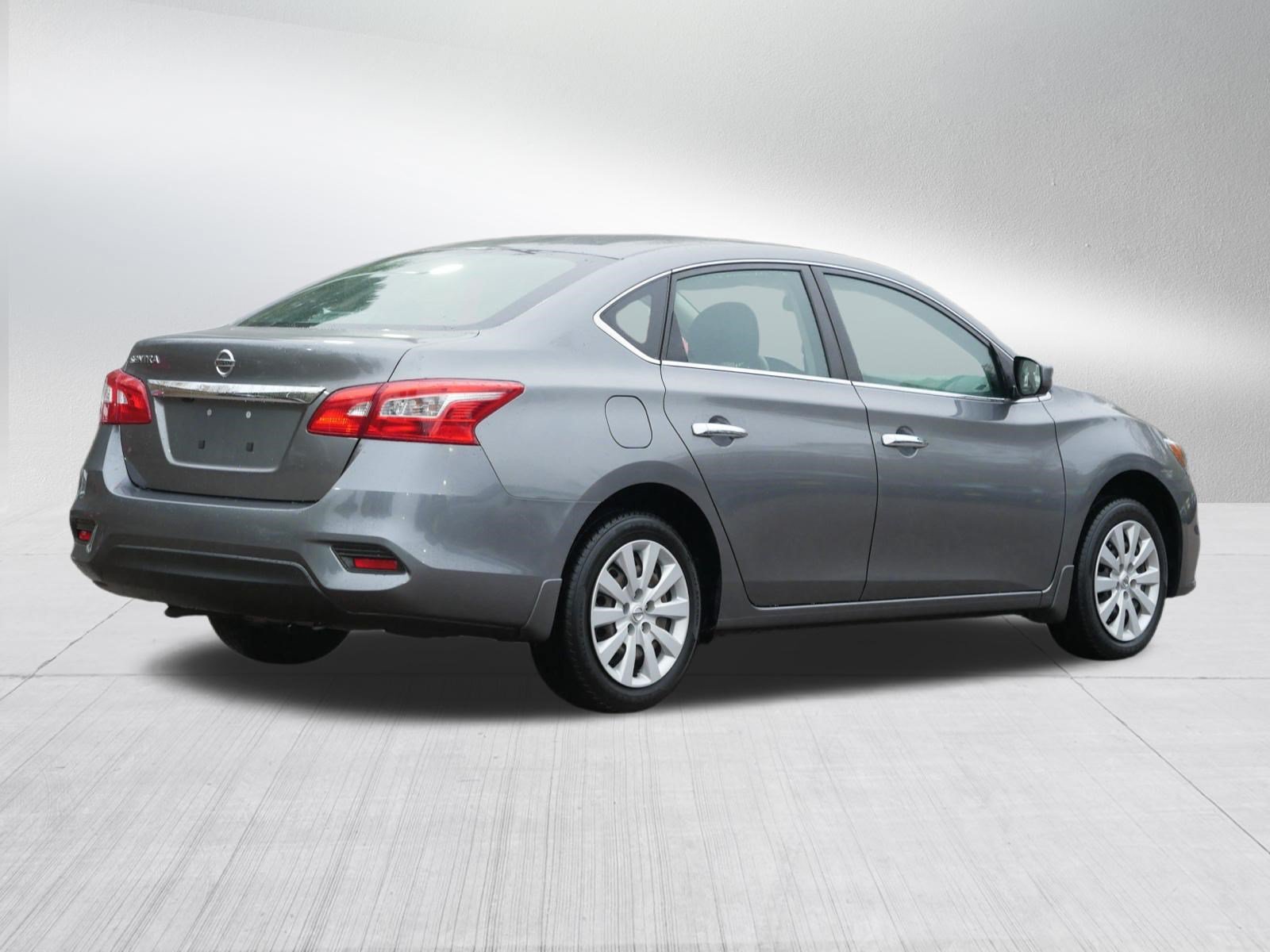 Certified 2019 Nissan Sentra S FWD image 7
