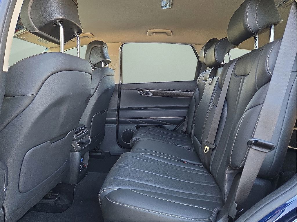 Used 2024 Genesis GV80 2.5T image 15