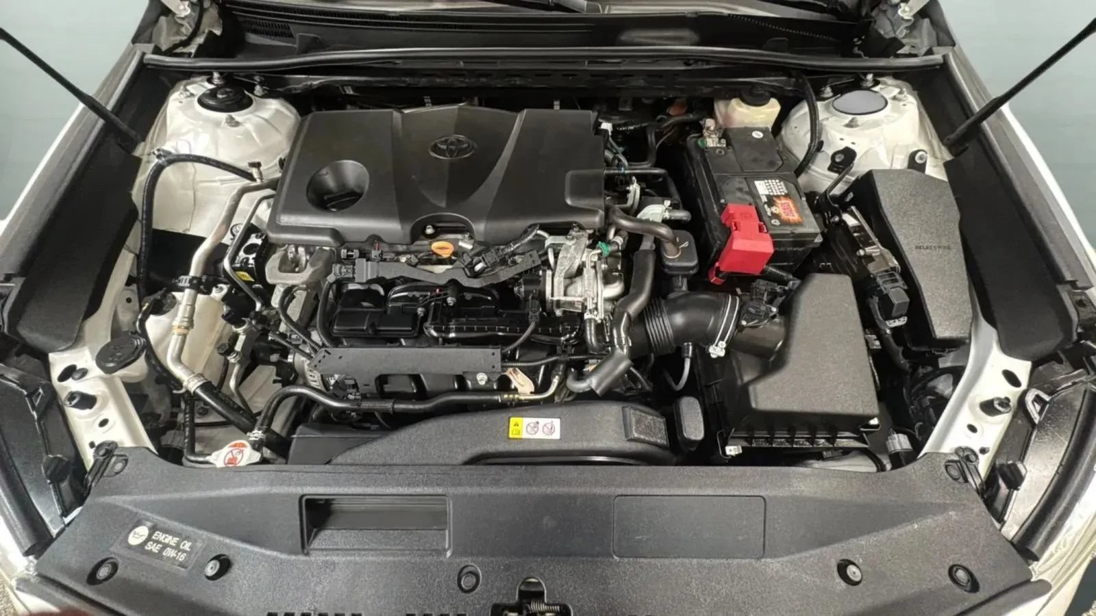 Used 2018 Toyota Camry LE FWD image 23