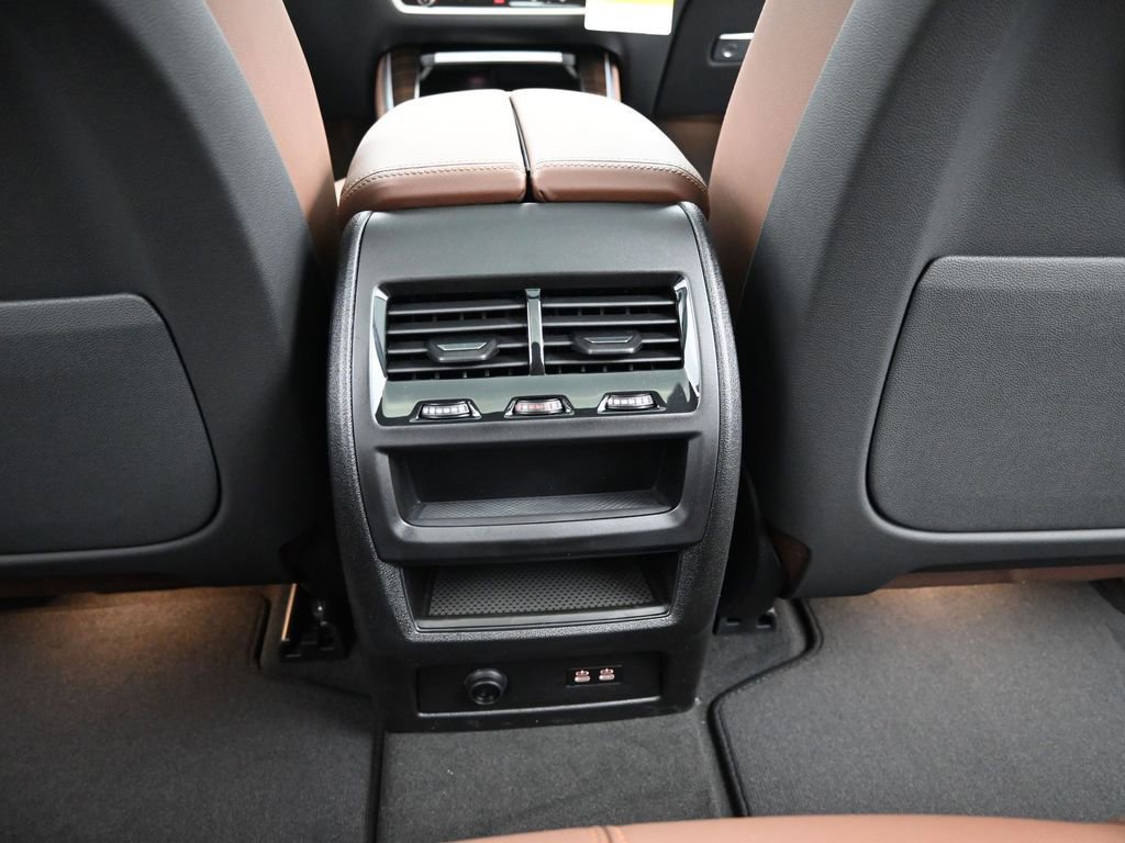 New 2026 BMW X5 xDrive40i AWD/4WD image 37