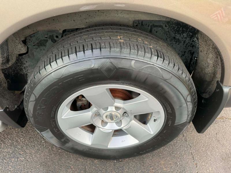 Used 2006 Nissan Armada SE w/ (X01) Leather Pkg image 24