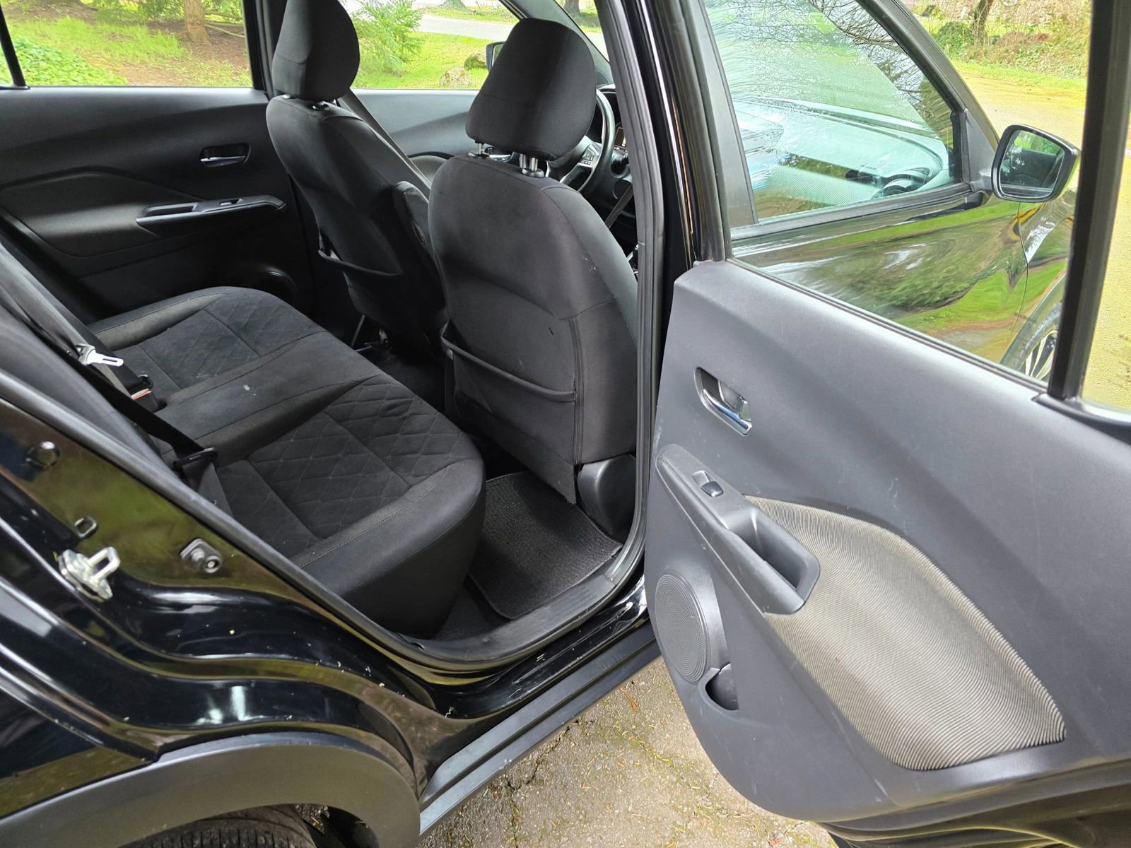 Used 2019 Nissan Kicks SV image 13