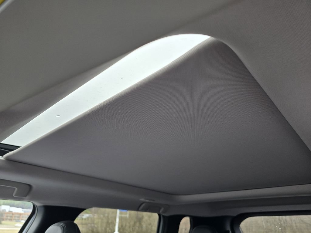 Used 2024 Mitsubishi Outlander SE image 24