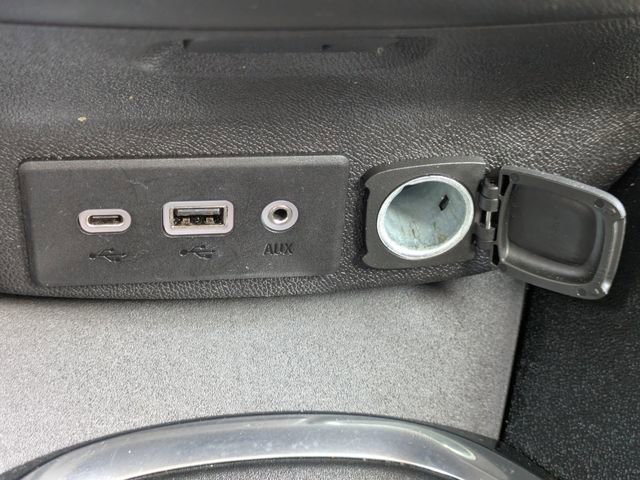 Used 2025 Chevrolet Malibu LT FWD image 22