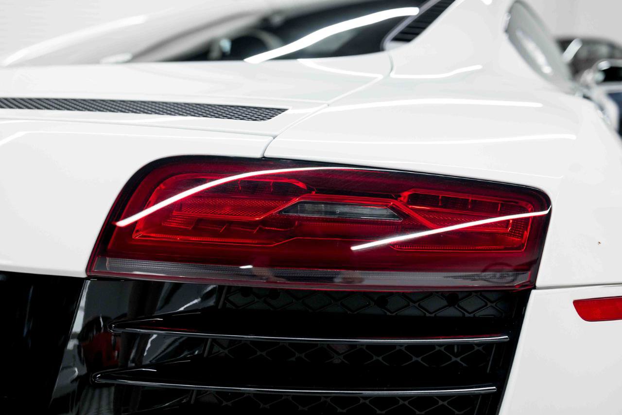 Used 2014 Audi R8 V10 AWD/4WD image 36