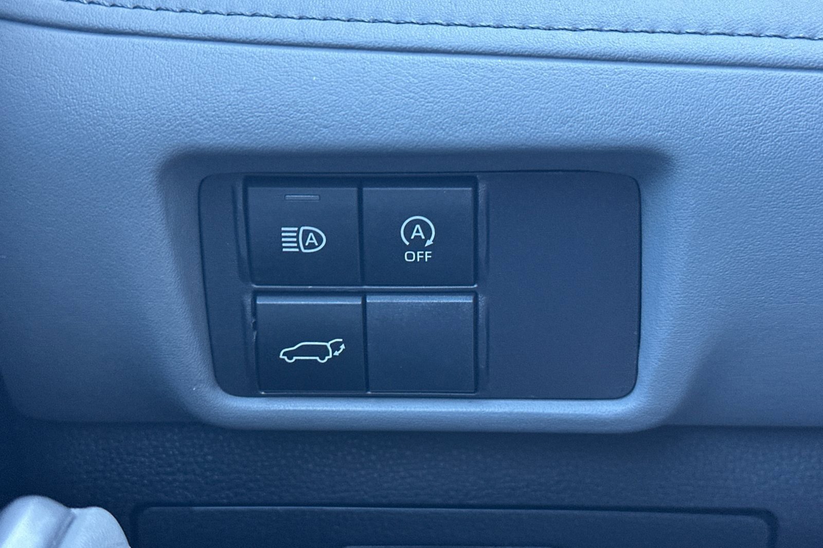 Used 2023 Toyota Highlander XLE image 45