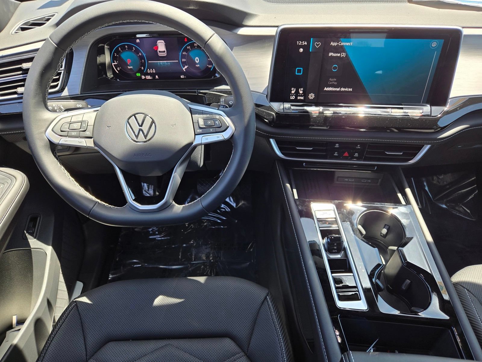 New 2026 Volkswagen Atlas Cross Sport SE FWD image 8