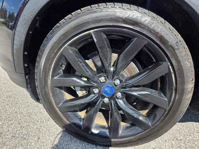Used 2017 Ford Escape Titanium FWD image 9