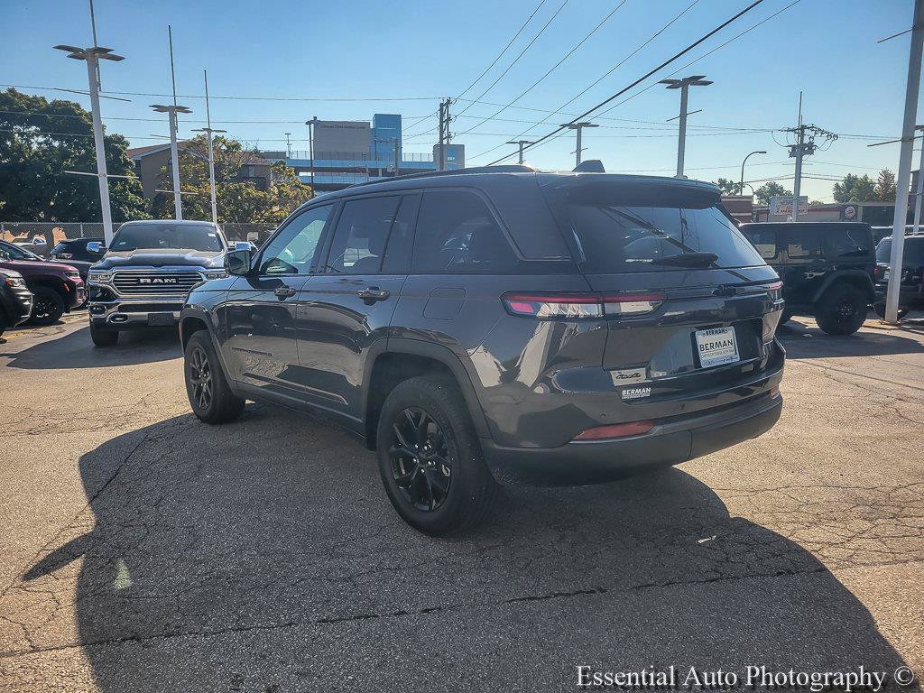 New 2026 Jeep Grand Cherokee Altitude AWD/4WD image 11