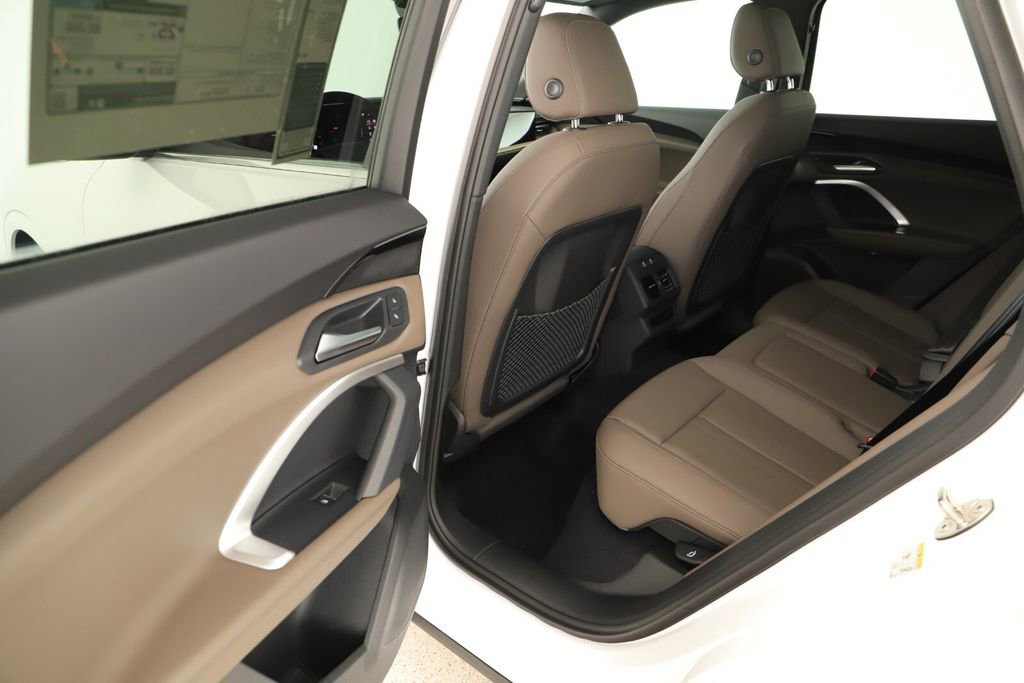 New 2025 Audi Q5 Premium image 26