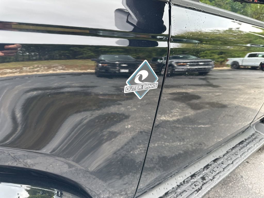 New 2025 Ford Bronco Outer Banks image 17