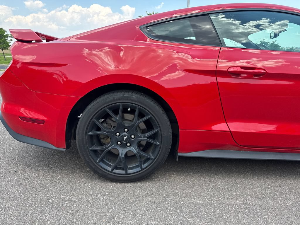 Used 2019 Ford Mustang Coupe w/ Ecoboost Performance Package RWD image 25