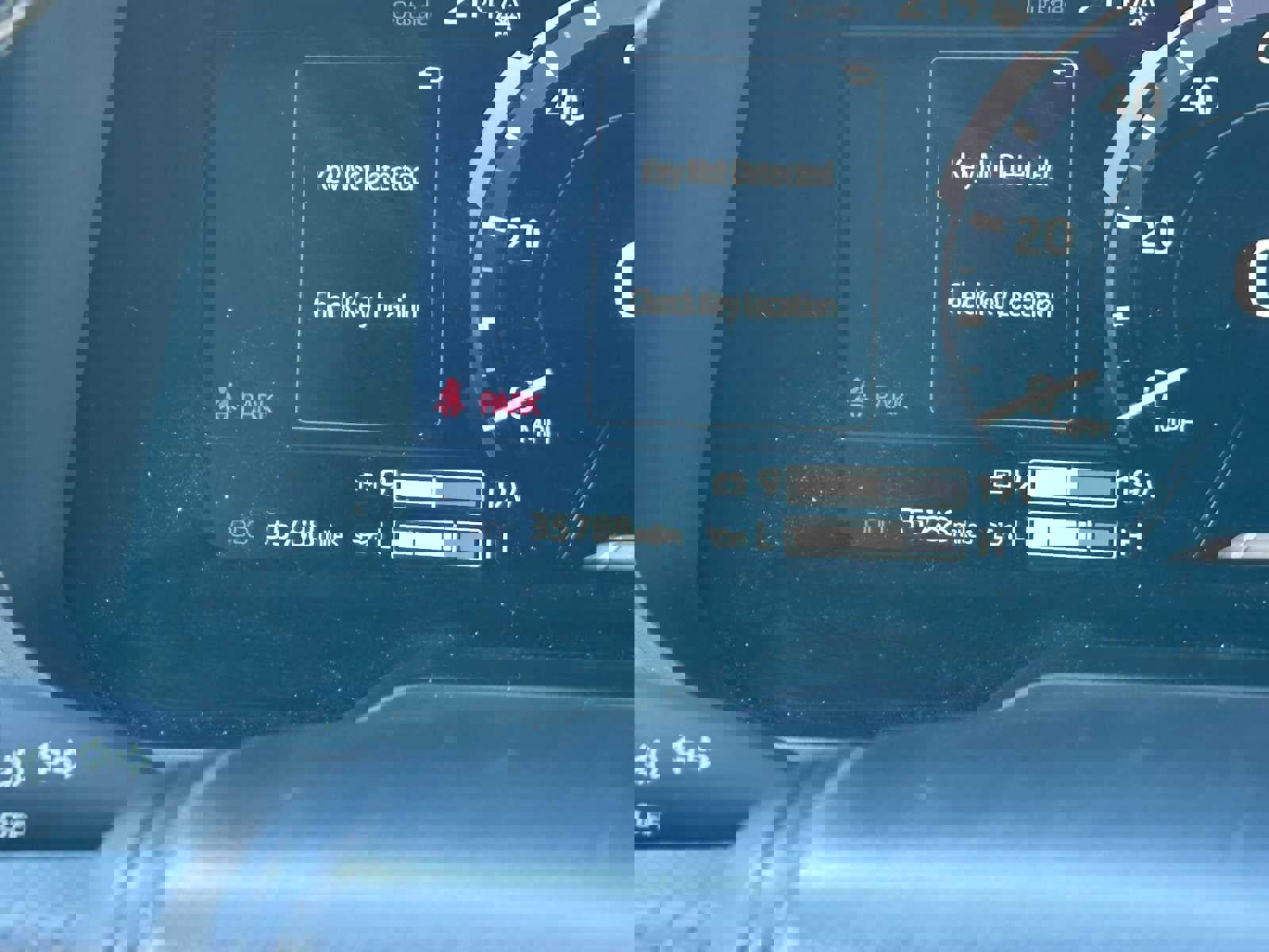 Used 2024 Toyota Tundra Capstone image 27