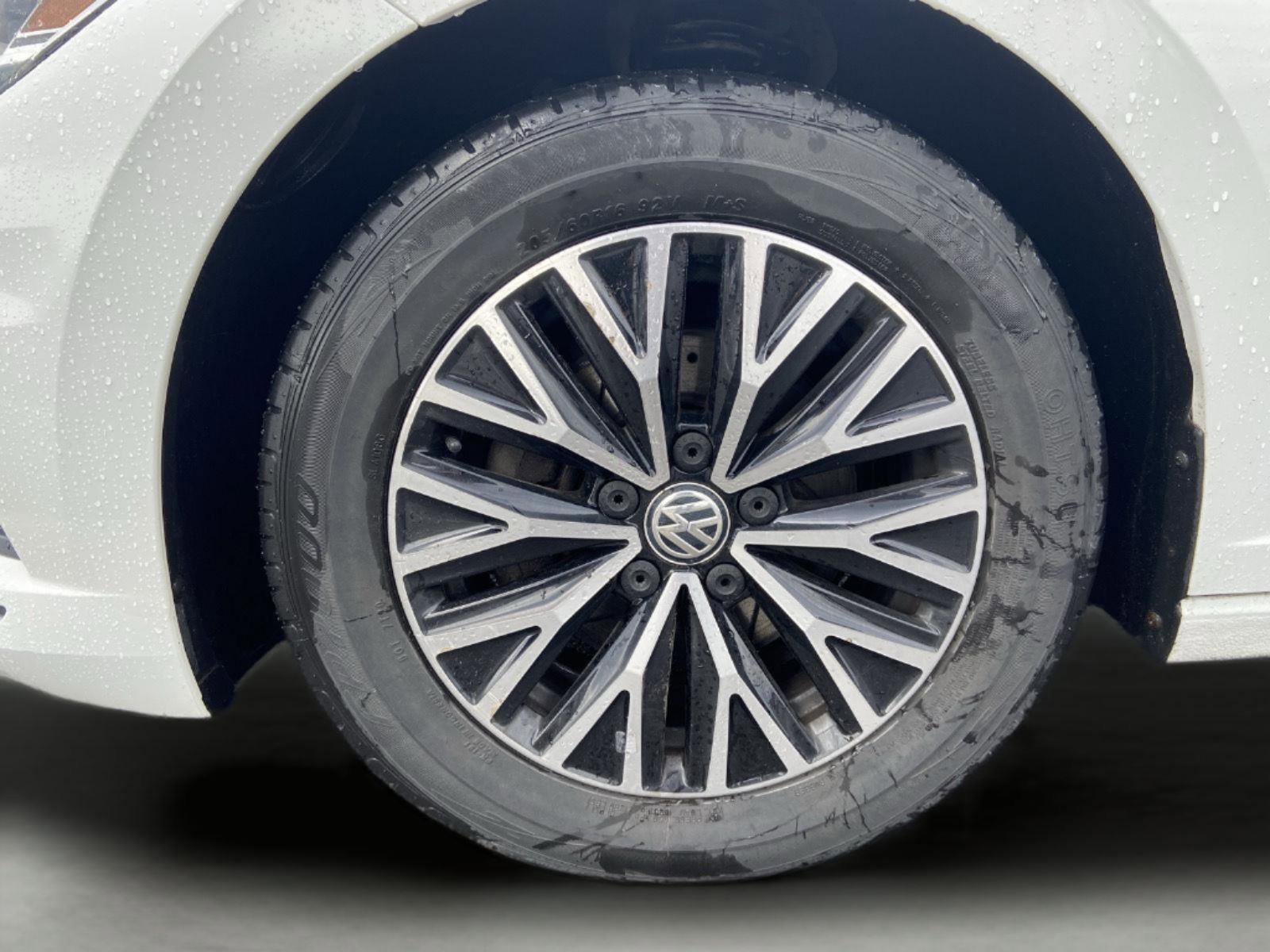 Used 2020 Volkswagen Jetta SE image 36