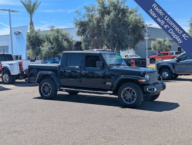 Used 2023 Jeep Gladiator Overland w/ Trailer Tow Package AWD/4WD image 9