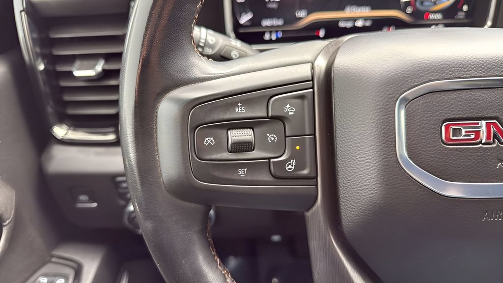 Used 2025 GMC Sierra 2500 AT4 AWD/4WD image 32
