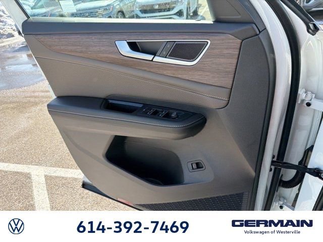 New 2026 Volkswagen Atlas SEL image 24