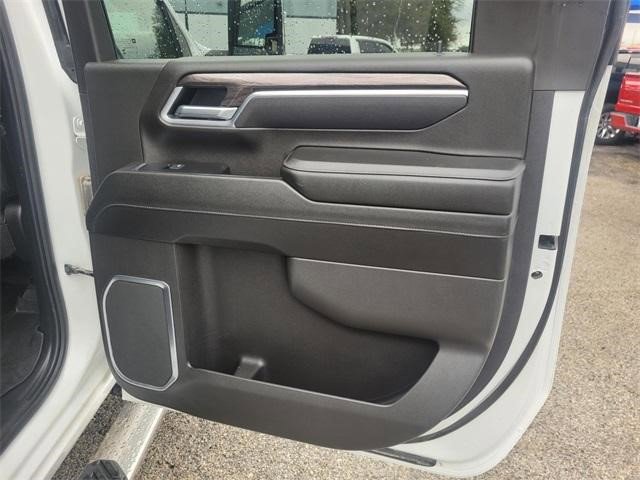 Certified 2025 Chevrolet Silverado 2500 LTZ w/ LTZ Premium Package image 10