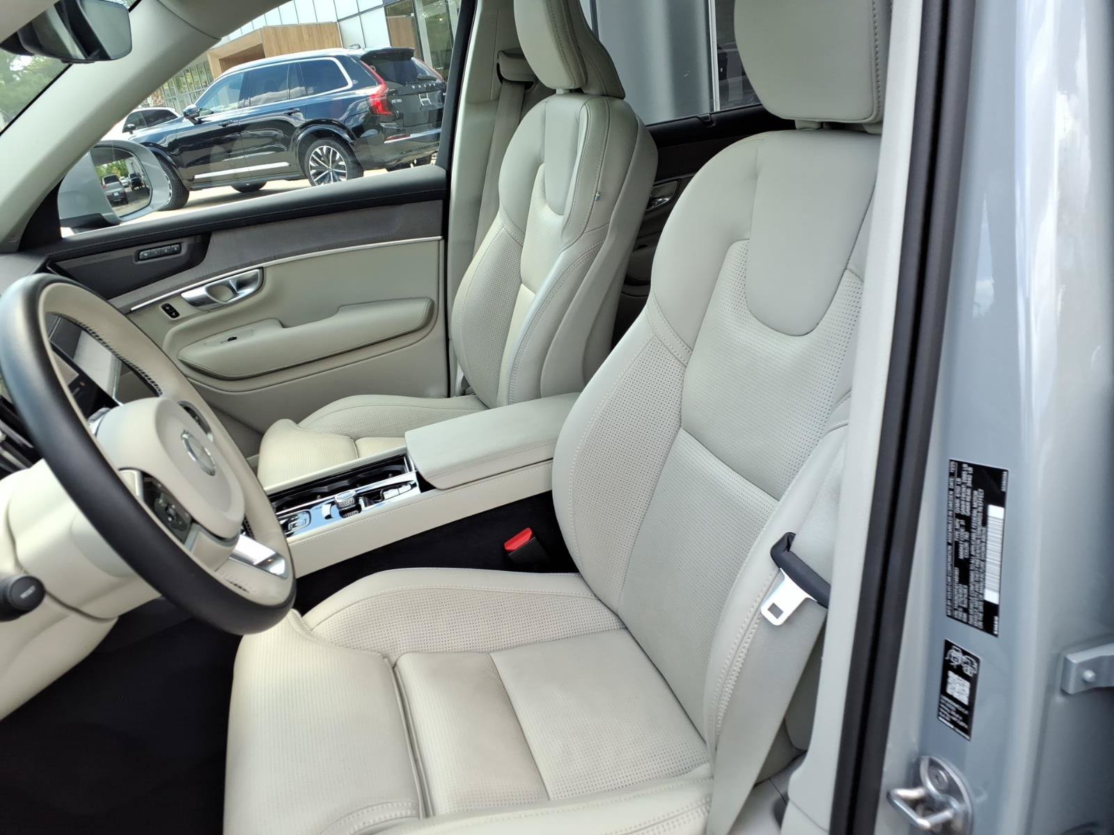 Used 2026 Volvo XC90 B6 Ultra AWD/4WD image 19