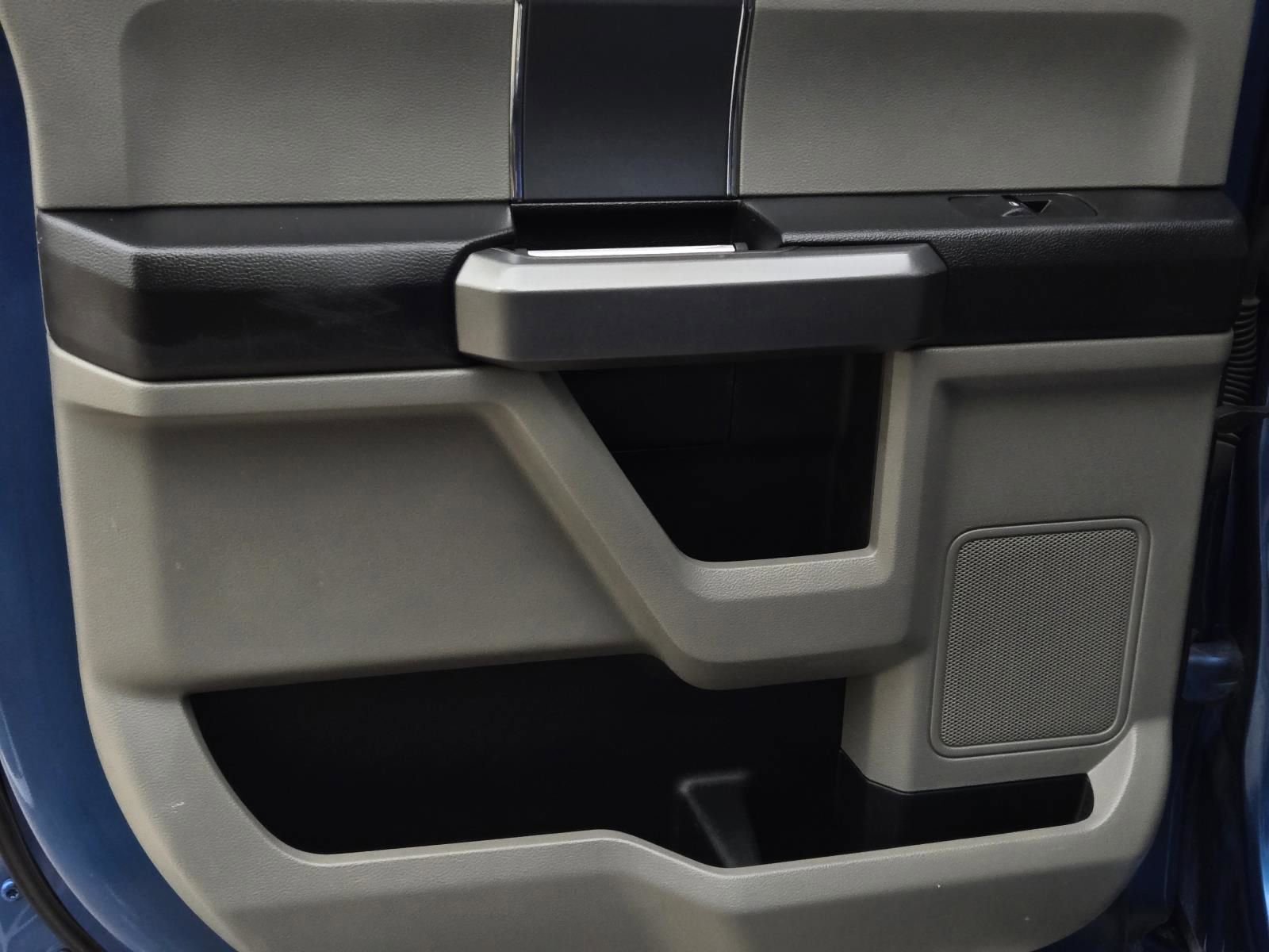 Used 2016 Ford F150 XLT w/ Equipment Group 302A Luxury RWD image 11