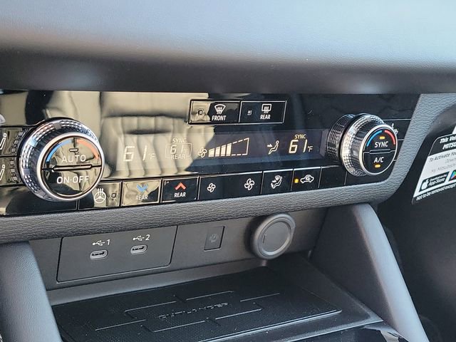 New 2026 Mitsubishi Outlander SEL FWD image 34