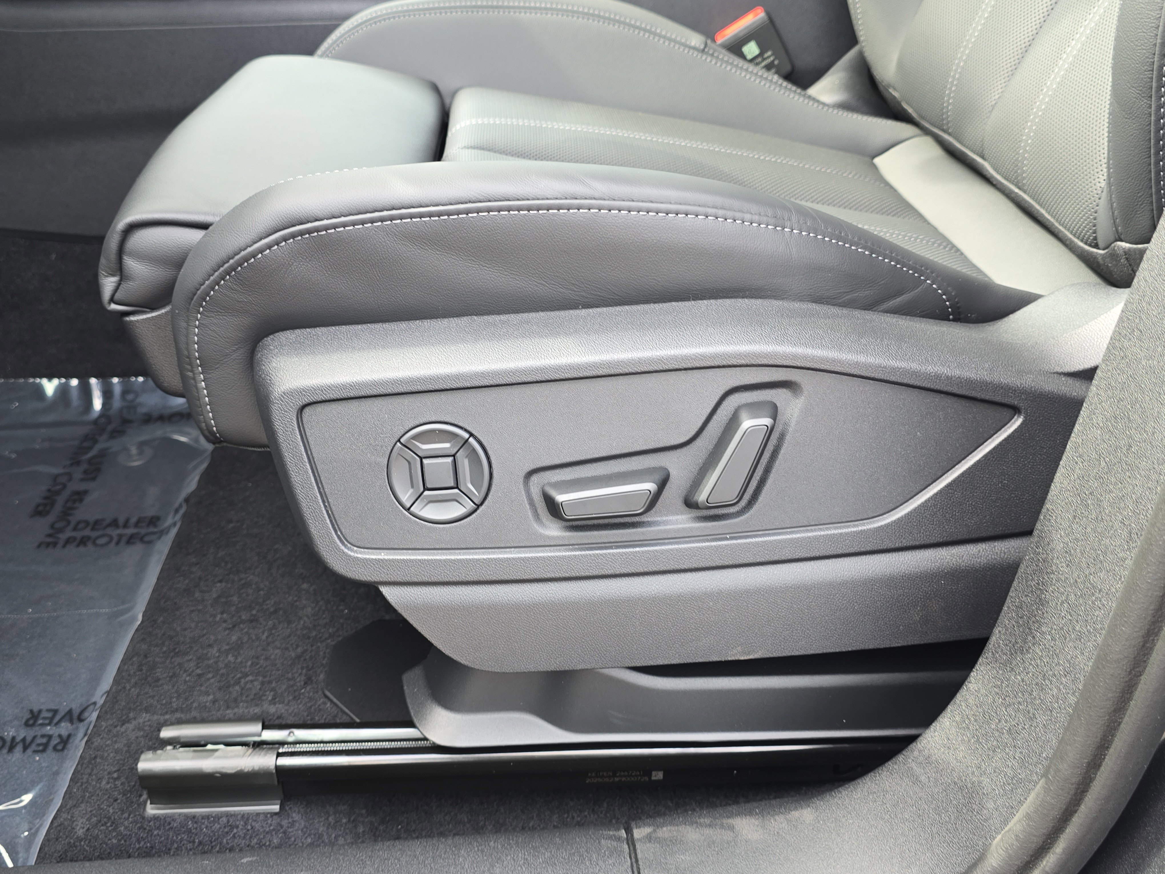 New 2025 Audi Q5 Premium Plus image 21