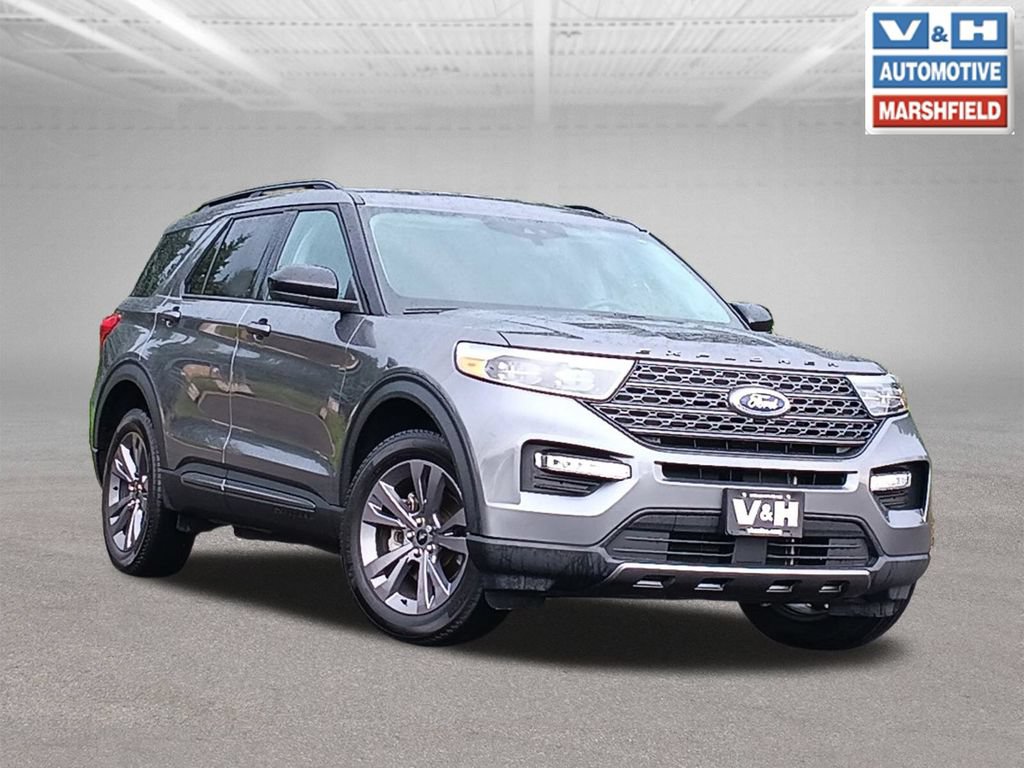 Used 2024 Ford Explorer XLT w/ Equipment Group 202A