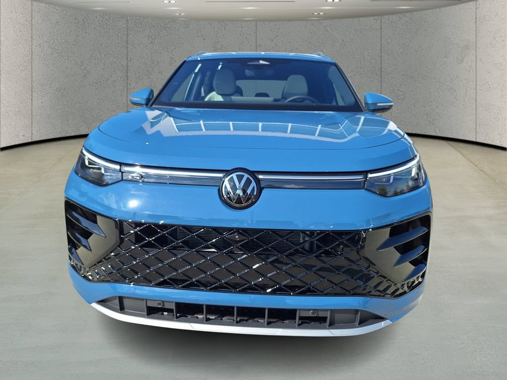New 2026 Volkswagen Tiguan SEL R-Line AWD/4WD image 8