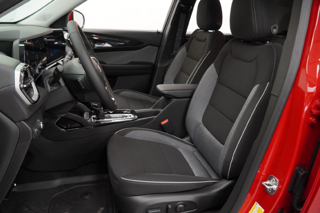 New 2026 Chevrolet TrailBlazer LT w/ Convenience Package AWD/4WD image 4