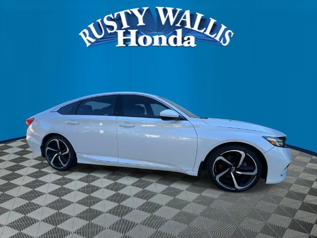 Used 2019 Honda Accord Sport image 2
