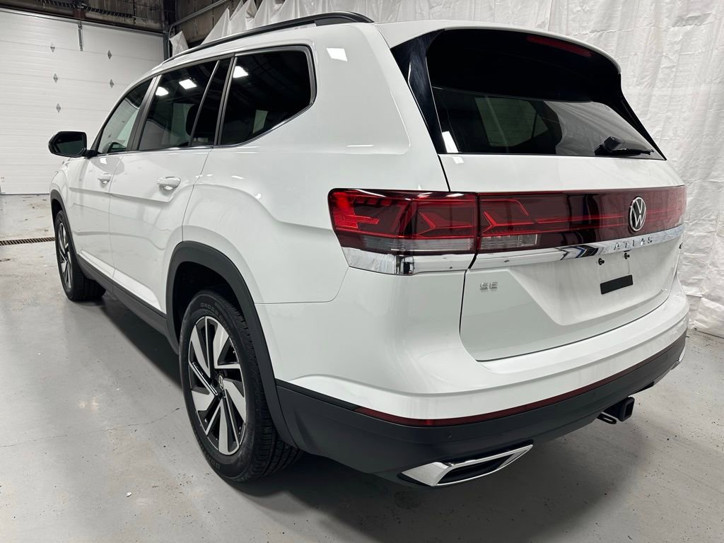 Used 2025 Volkswagen Atlas SE image 5