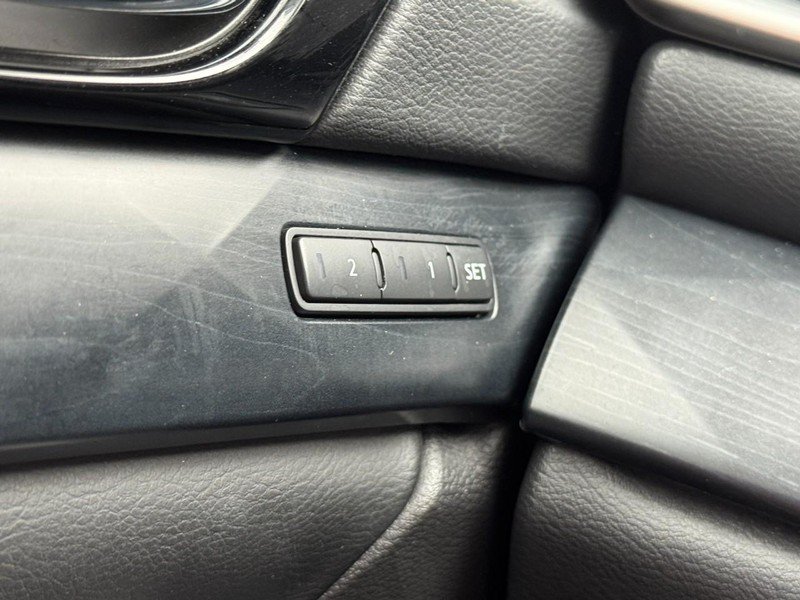 Used 2022 Nissan Maxima Platinum w/ Sport Mat Group FWD image 18