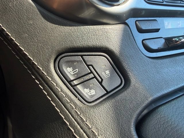 Used 2018 Chevrolet Tahoe Premier AWD/4WD image 29