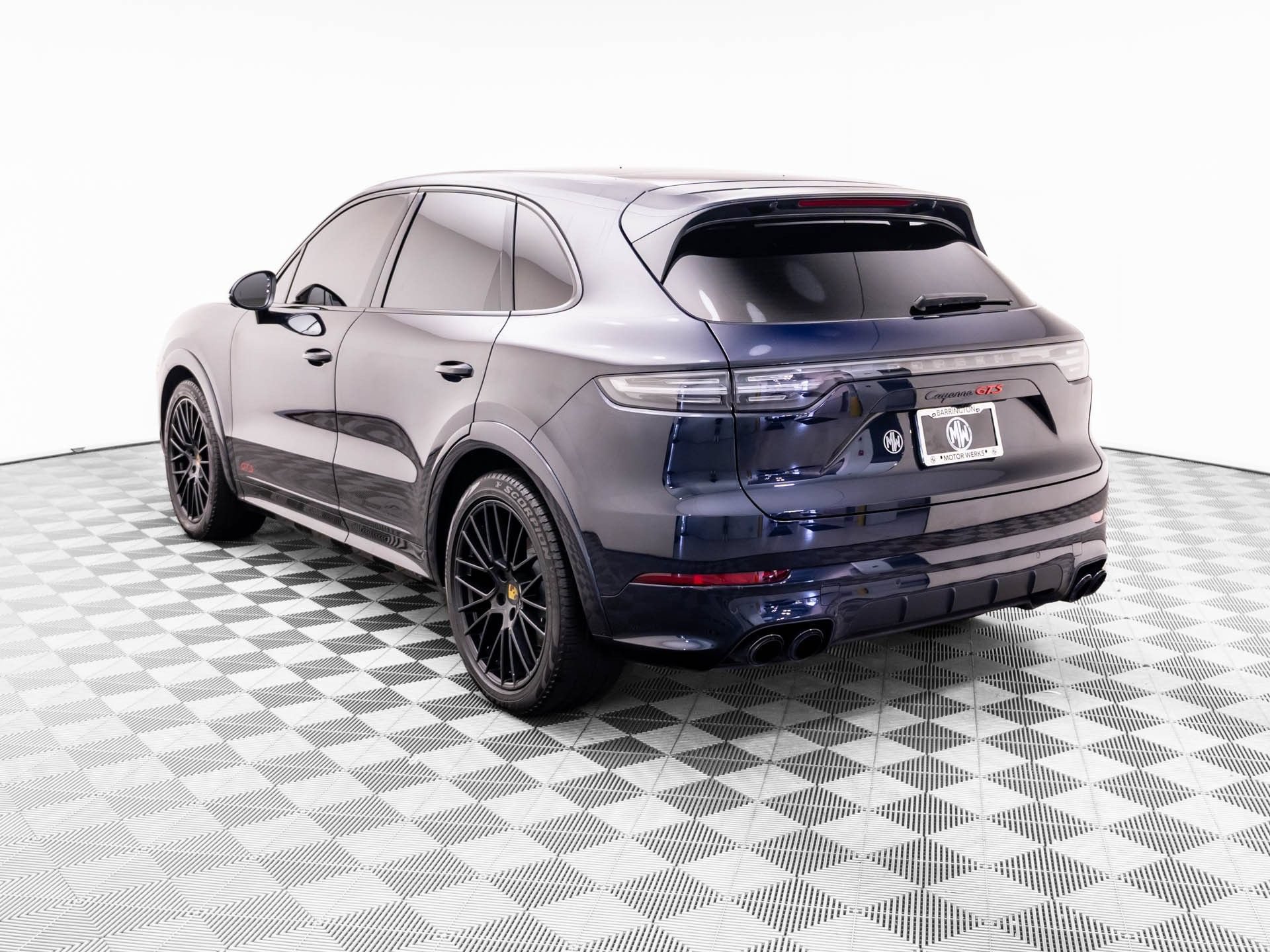 Used 2021 Porsche Cayenne GTS AWD/4WD image 3