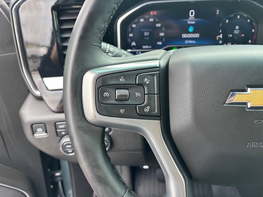 Used 2025 Chevrolet Silverado 2500 LTZ w/ LTZ Convenience Package image 14