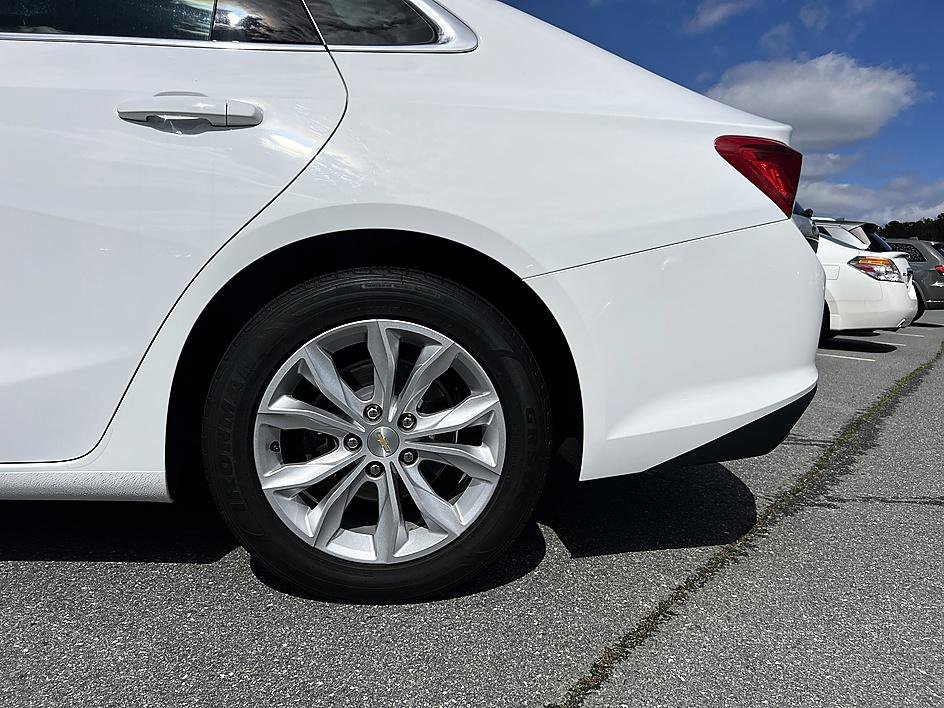 Used 2023 Chevrolet Malibu LT image 12