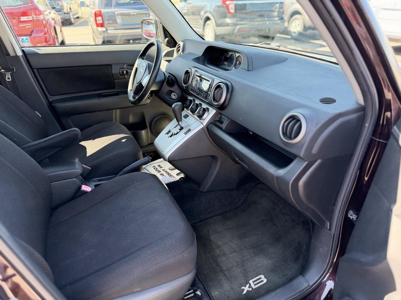 Used 2008 Scion xB FWD image 40