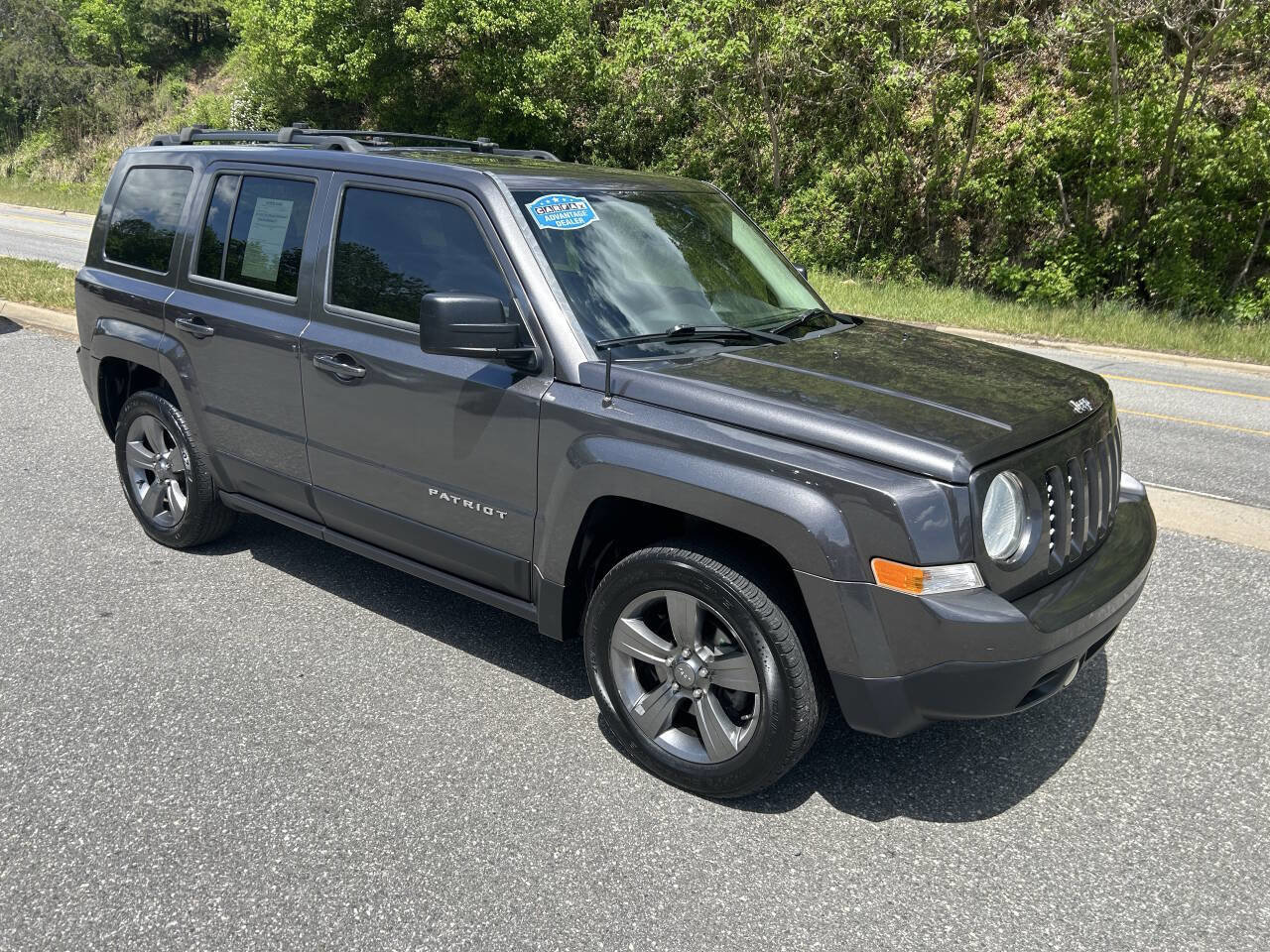 Used 2015 Jeep Patriot High Altitude AWD/4WD image 10