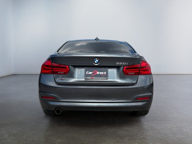 Used 2016 BMW 320i Sedan RWD image 15