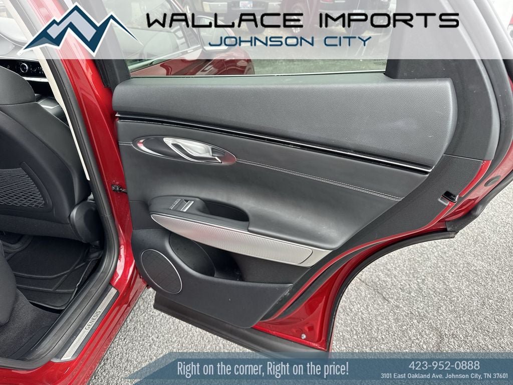 Used 2023 Genesis GV70 2.5T w/ Select Package AWD/4WD image 40