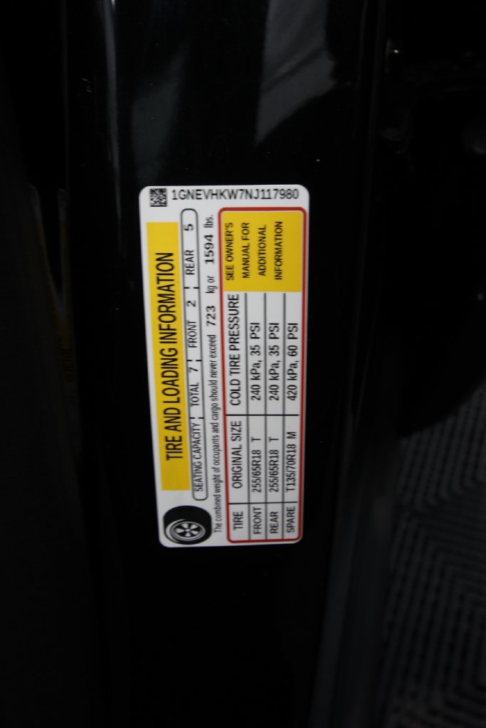 Used 2022 Chevrolet Traverse LT w/ LPO, Floor Liner Package AWD/4WD image 34
