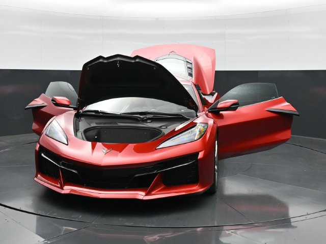 Used 2025 Chevrolet Corvette Z06 w/ Battery Protection Package RWD image 52