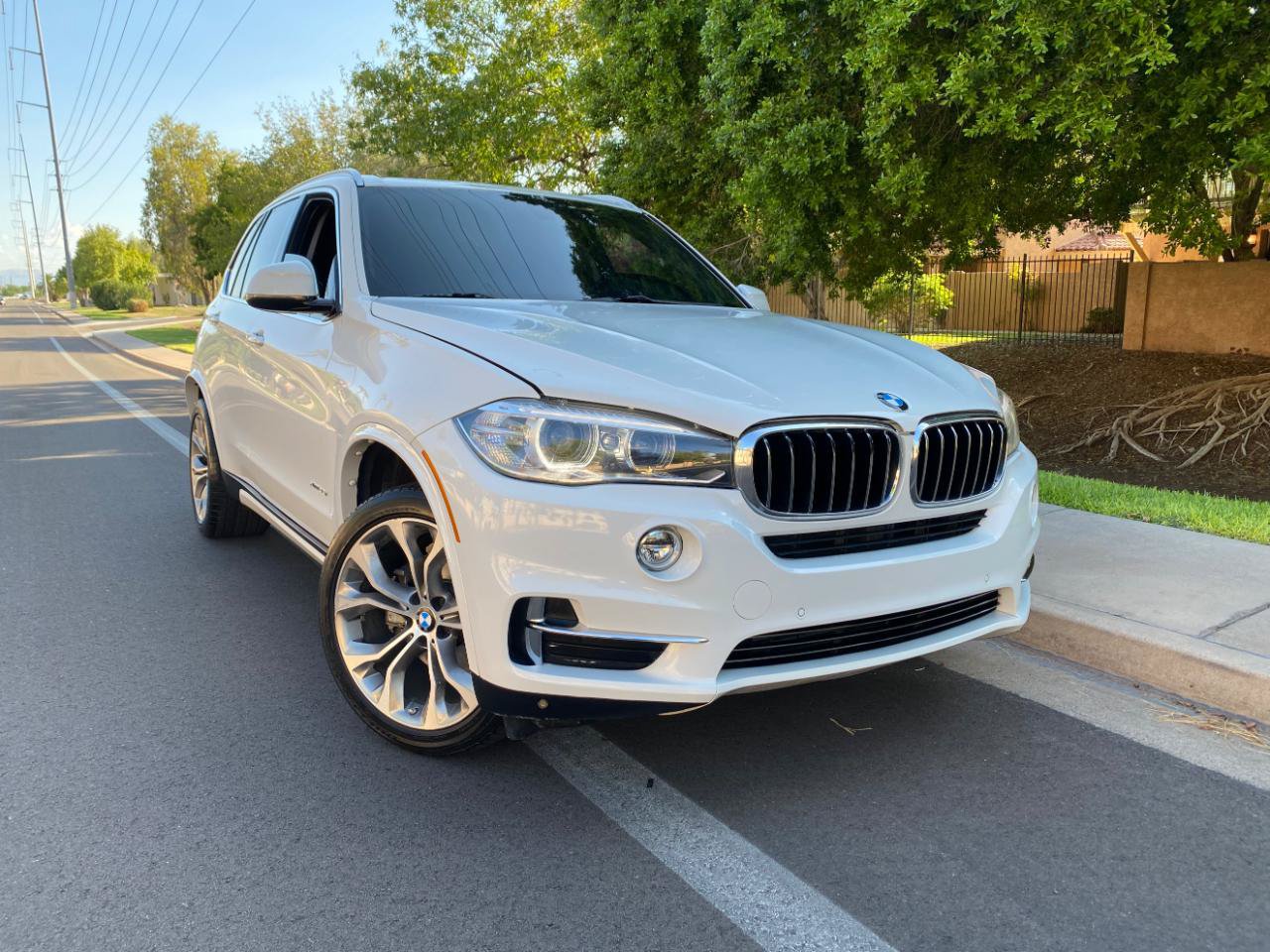 Used 2014 BMW X5 xDrive35i AWD/4WD image 2