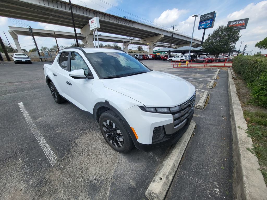 Used 2025 Hyundai Santa Cruz SEL image 3