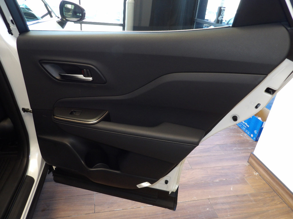 Used 2023 Toyota Crown XLE image 16