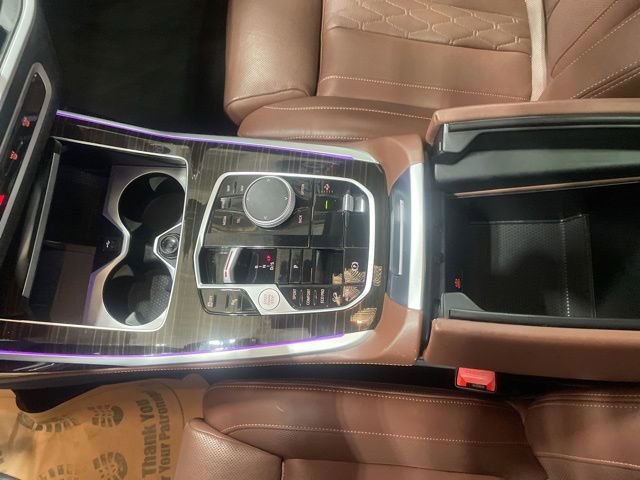 Used 2025 BMW X7 xDrive40i image 14